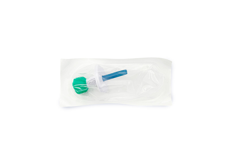 配液穿刺器